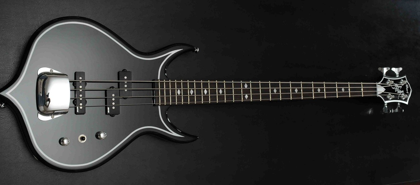Cort Gene Simmons Punisher 2 Bass Review | GuitarInternational.com