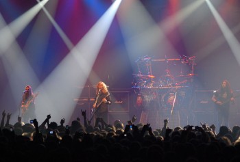Megadeth on stage at Metalmania 2008