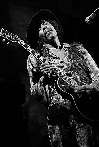 Jimi Hendrix, Fillmore East, NYC, 1968. Playing Gibson Les Paul. Photo By ©Elliott Landy, LandyVision Inc.