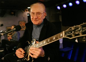 Les Paul at the Iridium Jazz Club, NYC - Photo courtesy: Jon Chappell
