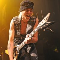Michael Schenker on Spirit on a Mission CD – Adding color to life