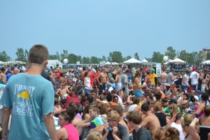 DMB Caravan crowd