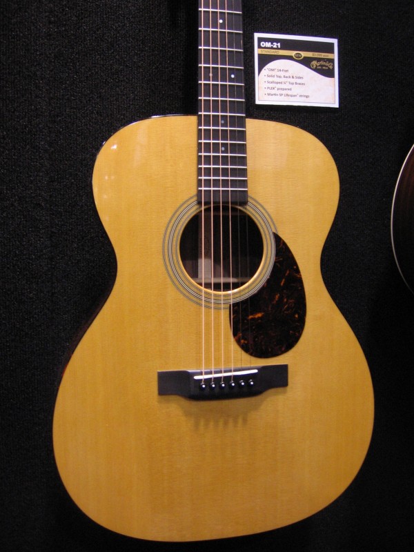 Martin OM-21