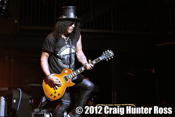 Slash Solo Tour Opens in Baltimore, MD - GuitarInternational.com