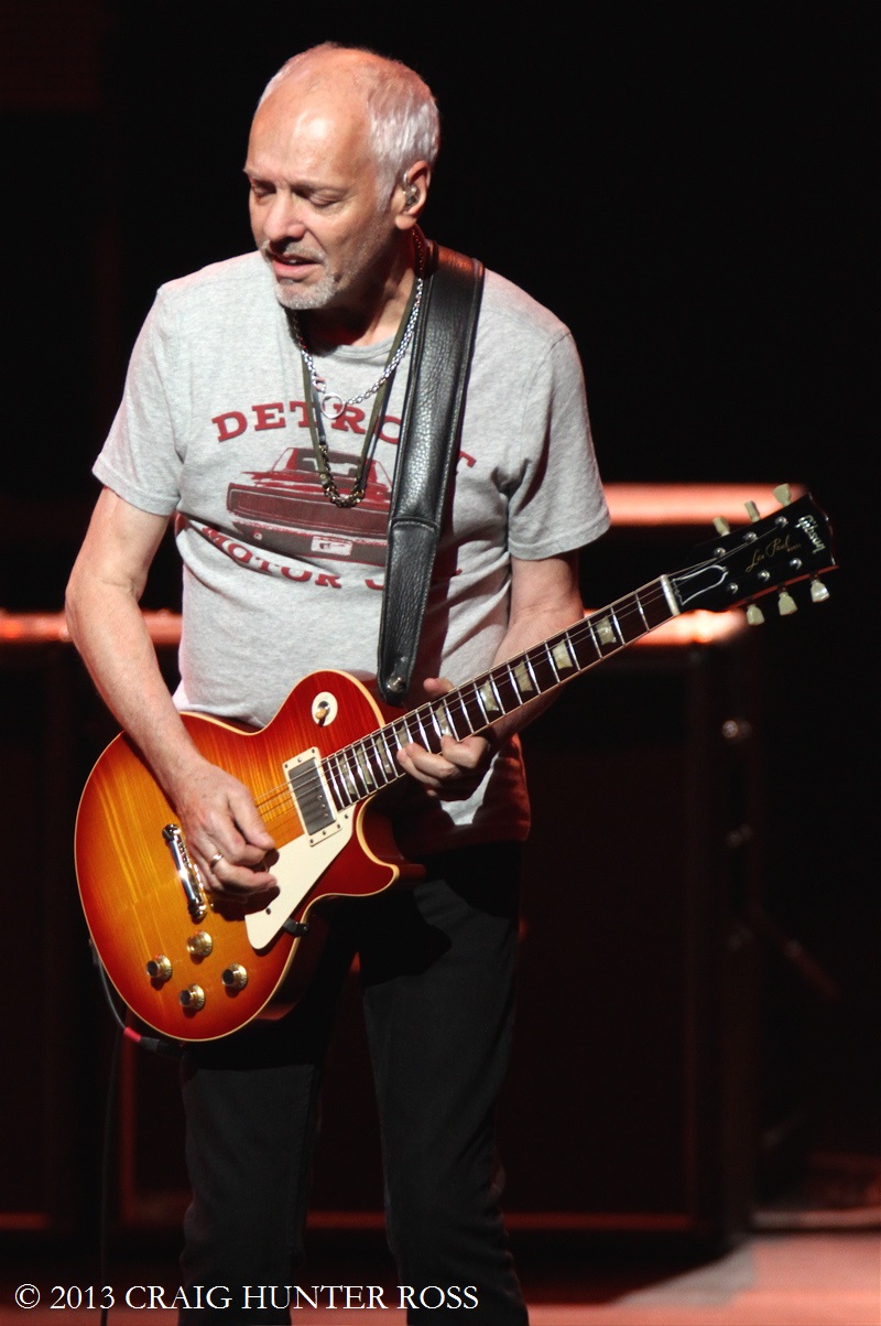 Peter Frampton Brings His Guitar Circus to Town | GuitarInternational.com