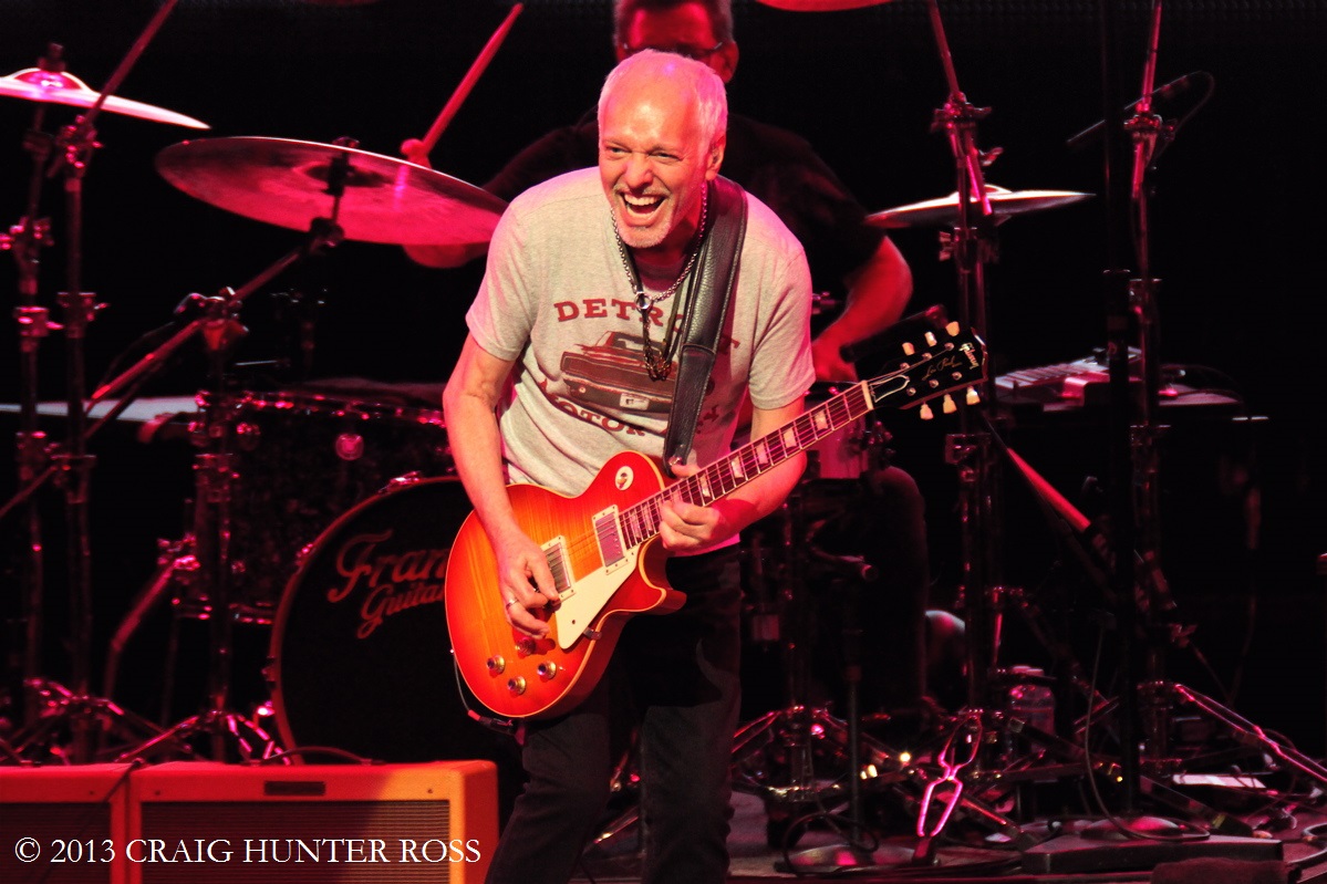 Peter Frampton Brings His Guitar Circus to Town | GuitarInternational.com